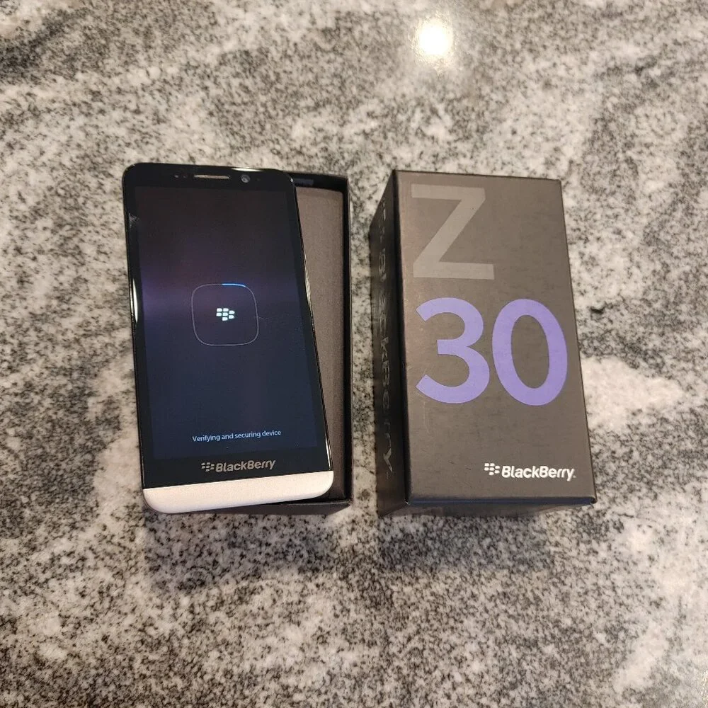 Blackberry Z30 Smartphone
